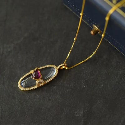 Pendentif Romantique en Calcédoine Naturelle Graine de Glace en Forme de Cœur Collier de Haute Qualité Exquis et Tendance Nouveaux Bijoux 45cm black