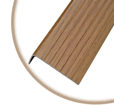 Metalen Hoekprofiel - Trapneusprofiel Houtnerf - Trap Afwerking - Duurzaam Metaalontwerp - 150cm Lengte - Natuurlijke Houttint