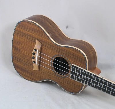 Kuani Walnut Concert | Ukelele | Walnotenhout