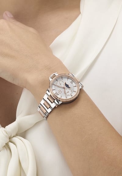 Gc Gc Moonchic Large Size Metal Analoog Quartzhorloge Zilverkleurig En Roségoudkleurig Kast Gemaakt Van 100% Roestvrij Staal En Een Armband Van 100% Roestvrij Staal 36 Z69002L1, Z69003L6, Z69004L7