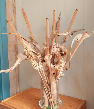 Uniek en tijdloze boeket van decoratietakken en gedroogde bloem en blad/ woondecoratie/ cadeau/