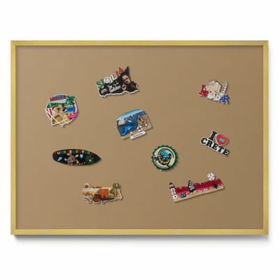 Tulup Magneetbord met Gouden Frame - Geel Magneetbord Met Effen Achtergrond - 80 cm x 60 cm - Donkergele kleur - Memobord Magnetisch - Magnetisch Bord Rechthoekig - Magnetisch Bord voor aan de Wand