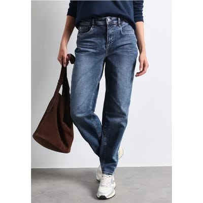 High Waist Barrel Leg jeans in Loose Fit