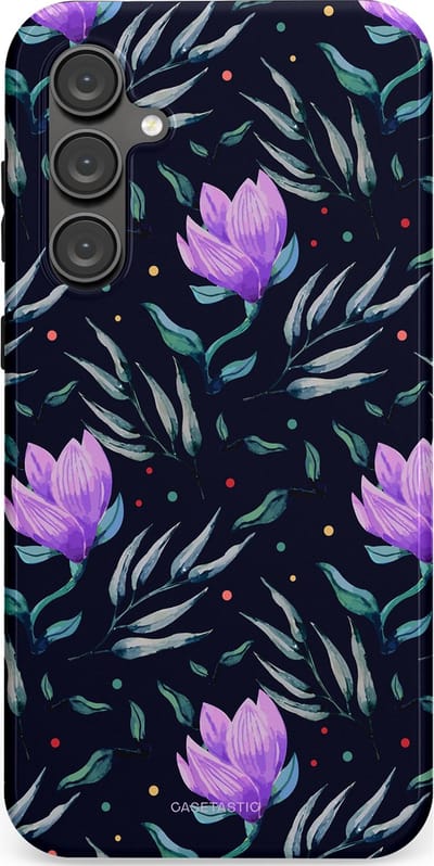Casetastic hoesje geschikt voor Samsung Galaxy S23 FE - Dubbellaagse bescherming - Mystieke bloemenzee - Fashion Case - Donkerblauw Donkergrijs Grijs Lavendel