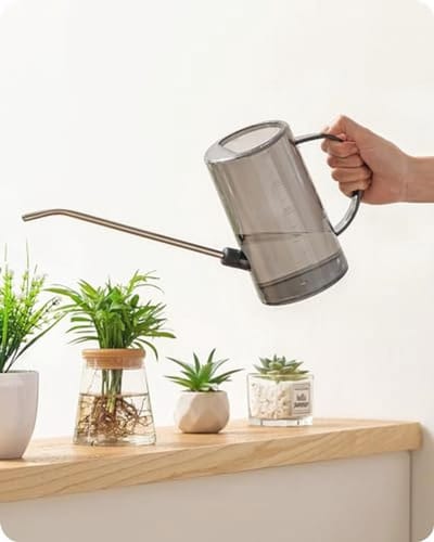 Cilindrische gieter met lange schenktuit voor kamerplanten en tuin