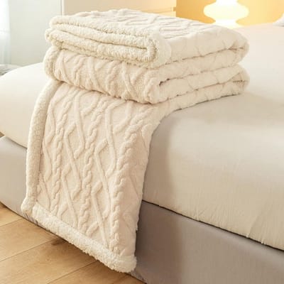 Fleecedeken met Pompons - Dubbelzijdige Pluizige Woondeken - 150 x 200 cm - Microvezel Bankdeken in Beige