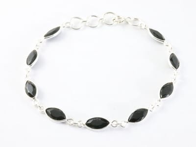 Fijne zilveren armband met onyx