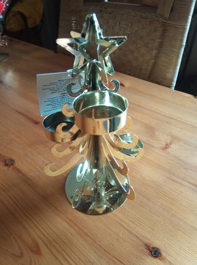 Metalen theelichthouder goud