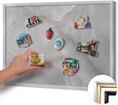 Wallfluent - Grijs Magneetbord Met Decoratieve Patronen - 70 cm x 50 cm - Magneetbord met Zilveren Frame - Elegant decoratief marmer - Design Magneetbord met Frame - Memobord voor Keuken - Magnetisch Bord Muurbevestiging