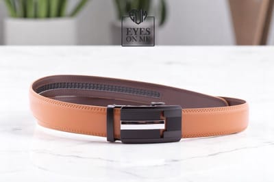 Camel lederen riem zonder gaatjes met automatische gesp voor heren ( Model N022 )
