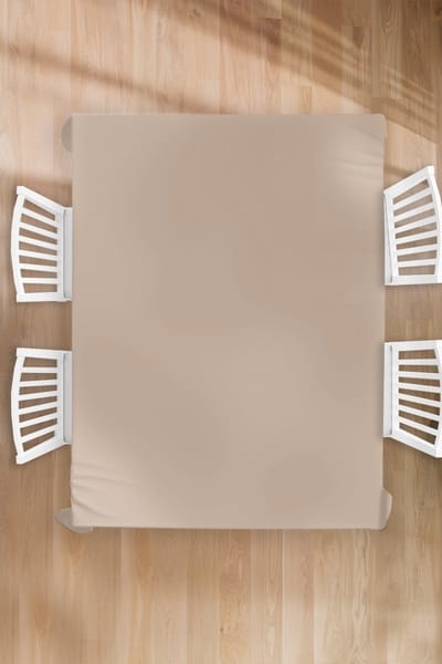 Tafelkleed - Tafellaken - 180x240 cm - Beige - Kleuren - Effen - Binnen en Buiten