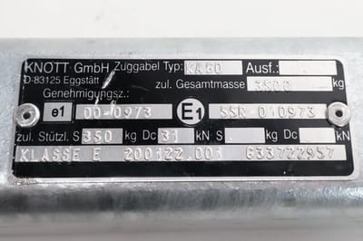 Knott adapterplaat - hartmaat 166 mm - hoogte 50 mm