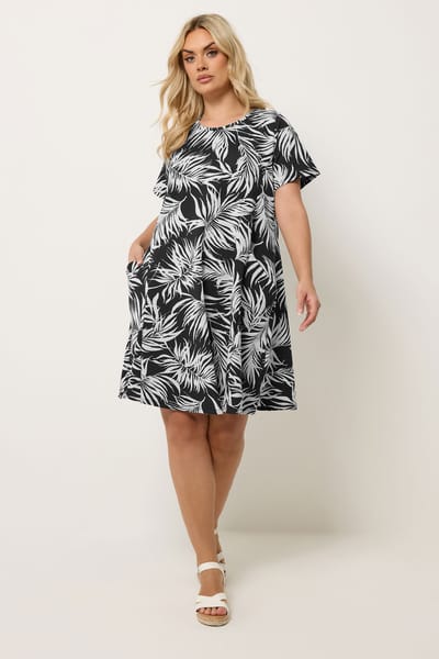 Yours Zwarte Jurk Met Jacquardprint Size 54-56