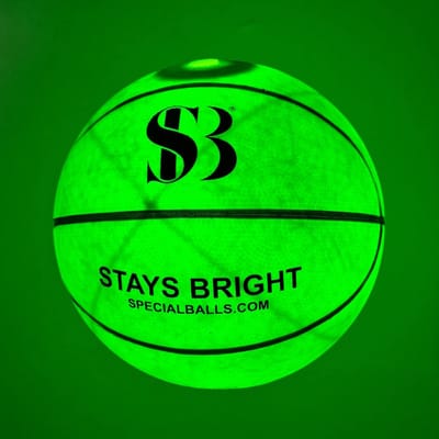 Special Balls - Stays Bright - LED BASKETBALL - MAAT 5 - IN- & OUTDOOR
