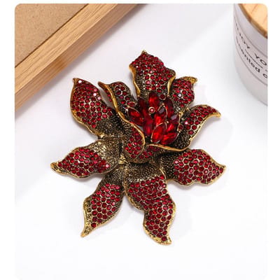 Overdreven Luxe Vrouwen Bloem Kristal Broche Badges Klassieke Elegante Dame Party Banket Bloem Strass Speld Accessoires black