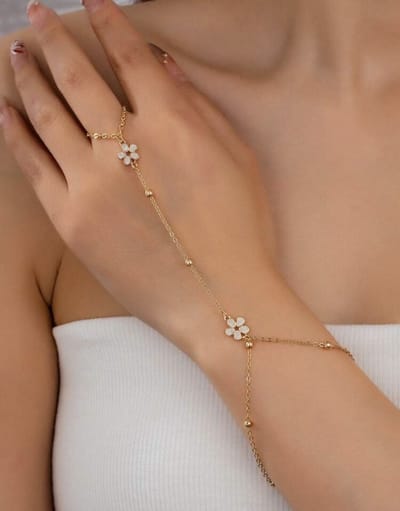 Handsieraad - handketting - statement armband - all Around Bracelet - all over bracelet - mystic armband - gecombineerde armband - bracelets - iconic - armband - armband dames - forever connected armbanden - handchain - hand chain