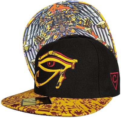 Capiche® Snapback Pet – Robot Horus – Zwart & Geel Egyptisch Patroon – Verstelbaar met Druksluiting – Pet Mannen