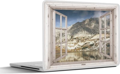 Laptop sticker - 10.1 inch - Doorkijk - Hout - Berg - 25x18cm - Laptopstickers - Laptop skin - Cover