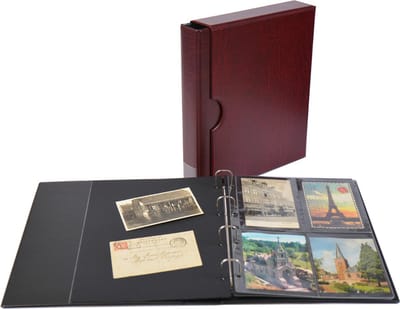 Hartberger Eurosystem Ansichtkaarten verzamelalbum met cassette – Bordeaux Rood – incl. 10x insteekbladen en schutbladen – luxe uitvoering - Made in Holland
