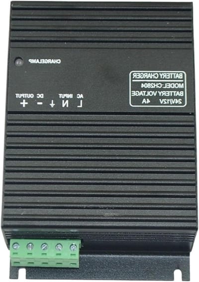 Acculader Dieselgenerator - Stroomaggregaat Lader - Accu's Opladen - Automatische Laadstroom - 4A 12V 24V - Zwart