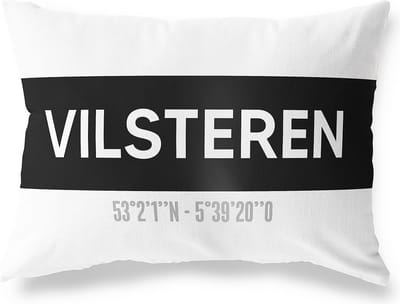 Tuinkussen VILSTEREN - OVERIJSSEL met coördinaten - Buitenkussen - Bootkussen - Weerbestendig - Jouw Plaats - Studio216 - Modern - Zwart-Wit - 50x30cm