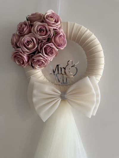 CARLA ECRU Luxe Bruiloft Krans - Voordeur Krans als Bruiloft Decoratie - Trouw Krans op de Deur - Deurkrans Glamour Bruiloft Versiering - Decoratieve Krans Huwelijksceremonie - Trouwzaal Decoratie - Bruidskrans - Romantische Bruiloft Versiering