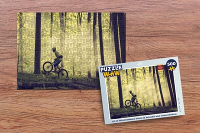 Puzzel Op de mountainbike door de bossen van Denemarken - Legpuzzel - Puzzel 500 stukjes