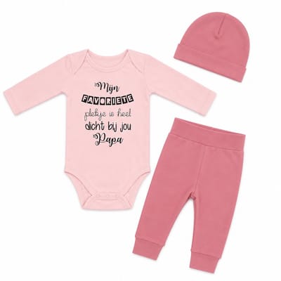 Baby geboorte cadeau kledingset meisje | maat 62-68 | set roze romper lange mouw met tekst zwart mijn favoriete plekje is heel dicht bij jou papa pakje | Kraamkado eerste kerst first christmas kerstpakje