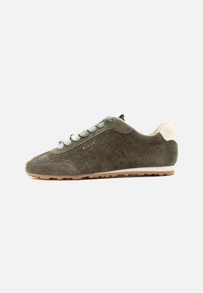 Nubikk Billy Lou Dk Green Suede Maat: 40 | Sneakers Outlet | Dames | Groen