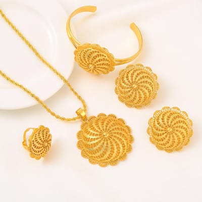 Mode Goudkleur Ethiopië Eritrea Set Grote Mooie Zirkoon Armband Ketting Oorbel Ring Dames Habesha Huwelijksfeest Cadeau beige