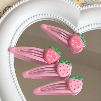 4 stuks Roze En Zachte Aardbei Cartoon Bb Klemmetje, Schattig Glanzend Pony Haarclipje, Veelzijdig Haaraccessoire Voor Meisjes Met Zij-haarklemmetjes 4pcs pink