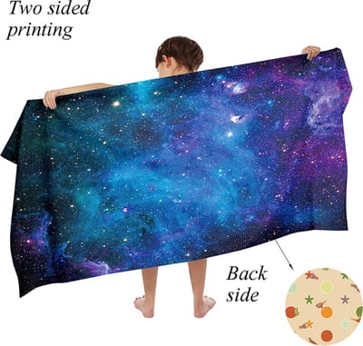 Ulticool Microvezel Kinder Sneldrogende Handdoek 70x140 cm - Astronaut Sterrenstof - Reizen Travel Accessoires Reis - Strandlaken Badlaken Badhanddoek Zwemhanddoek Reishanddoek Microfiber - Tiener voor Grote Kinderen Jongen Meisje
