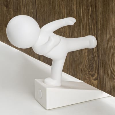 Leuke deur stop, decoratieve en stevige, decoratieve deur stop, onderste voorkant wig geschikt voor meer deuren, wit (2 stuks)
