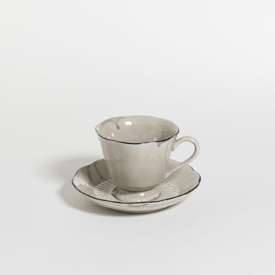 The Table attic - kop en schotel - Ø 9 - 130 ml - handgemaakt - crème
