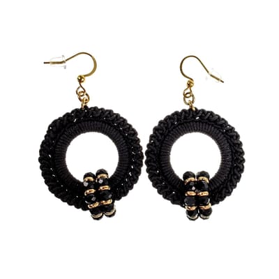 Zwarte Crochet Haakoorbellen, Elegante Lange Oorbellen Dames, RVS Goudkleurig, Lengte 60mm - Handgemaakt esde2
