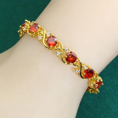 Europa en De Verenigde Staten Nieuwe Sieraden Mode AAA Zirkonia Armband Stand Hot Onafhankelijk beige