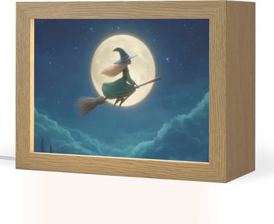 Nachtlampje 20x15 cm - Kinder lampje - Heks - Volle maan - Sterrenhemel - Tafellamp kinderkamer - Slaapkamer lamp - Bedlamp kinderen - Kinderlampje stopcontact - Wandlamp babykamer - Nachtlampjes