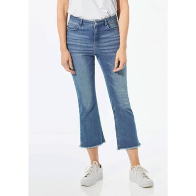 Jeans CARLA met uitlopende pijpen - blauw - Gr. 20 van Goldner Fashion