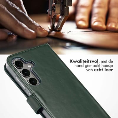 Selencia Hoesje - Geschikt voor Samsung Galaxy S25 Plus - Echt Lederen Bookcase - Groen
