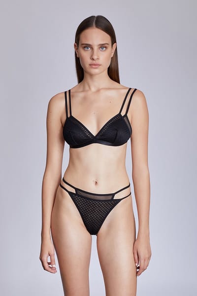 Lara Double Layer Lingerie Setje voor vrouwen | 2 delige set | Niet-voorgevormde Zonder beugel Bh+string (20BR03) - Maat S - ZWART