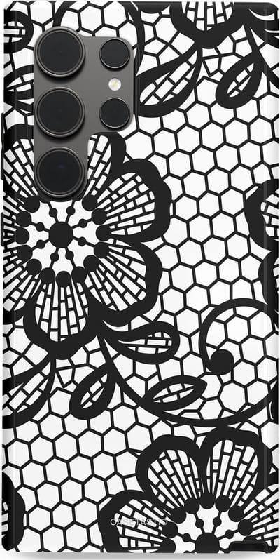 Casetastic Hoesje Geschikt voor Samsung S24 Ultra - Stijlvolle Beschermende Duo-layer Case - Zwart Bloemenpatroon