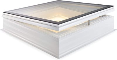 Skylux platdakvenster iWindow2 complete set - opengaande uitvoering met pvc-opstand 20/00 EP - LED 1050 x 1050 mm