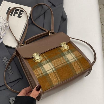 Sac à dos coréen de niche pour femmes Nouveau sac à main rétro tendance pour étudiants Voyage Sac à dos décontracté