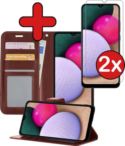 Hoesje - Met 2x Screenprotector - Geschikt voor Samsung Galaxy A02s - Luxe Pasjeshouder - Flip Case - Bookcase Portemonee - Kunstleer Book Case - Flipcase Hoes - Book Cover - Walletcase - Portemonneehoes - Telefoonhoes - Bruin