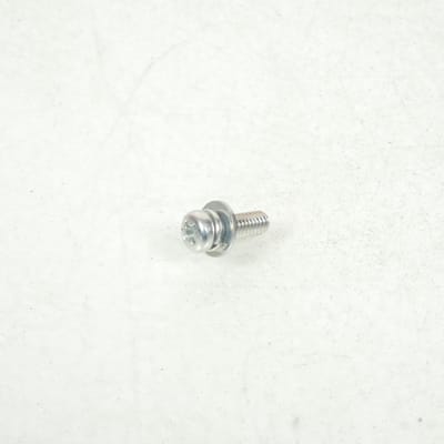 Vis M4 pas 0.7 L12mm 92002-1323 pour moto Kawasaki 650 KLR 1987 à 2018 Neuf