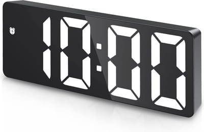 Digitale Wekker met LED Display en Temperatuurweergave - Instelbare Helderheid, Snooze Functie en Geluidsbediening - Tafelklok voor Thuis en Kantoor