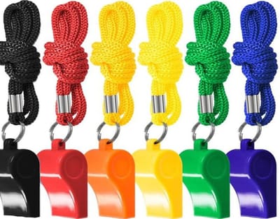 6 Stuks Plastic Fluiten met Lanyard voor Sport, Training en Noodgebruik - Harde Toon voor Scheidsrechters en Trainers