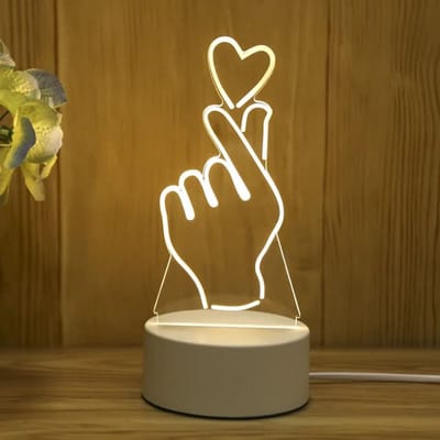 3D illusie LED lampje - Hand en hartje - Warm licht - USB Stekker - Tafellamp - Sfeerlamp - Bureaulamp - Nachtlamp - Cadeautje - Kinderlamp - Decoratie - Liefde - Moederdag - Verjaardag - Valentijn - Love