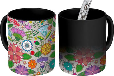 Magische Mok - Foto op Warmte Mokken - Koffiemok - Bloemen - Regenboog - Vlinder - Design - Magic Mok - Beker - 350 ML - Theemok