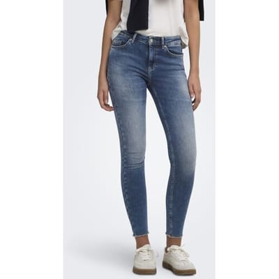 Only blauwe dames jeans   Blush   Regular waist   Stonewash wassing   Skinny Fit   5-Pocket zakken   Knoop- en ritssluiting   Duurzaam   Regular waist